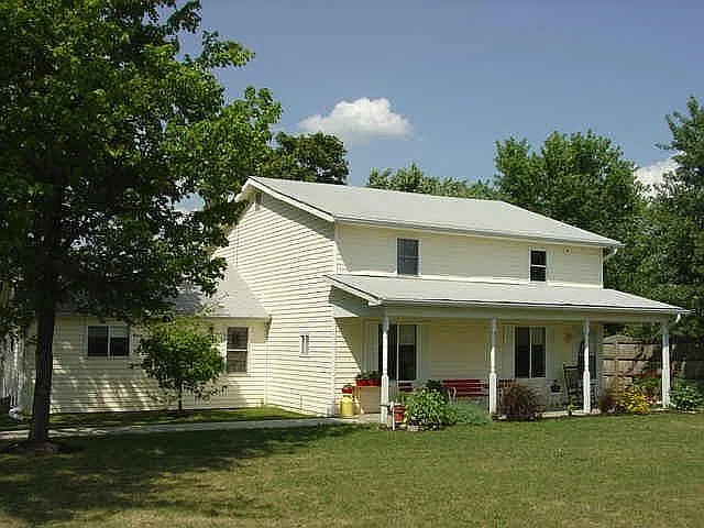 1404 W Smokey Row Rd photo 1