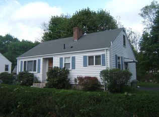6 Fairview Ter, Woburn, MA 01801