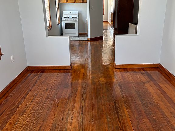 3rd image of 172 Hathaway St #3E