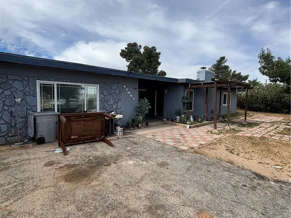 17047 Eucalyptus St, Hesperia, CA 92345
