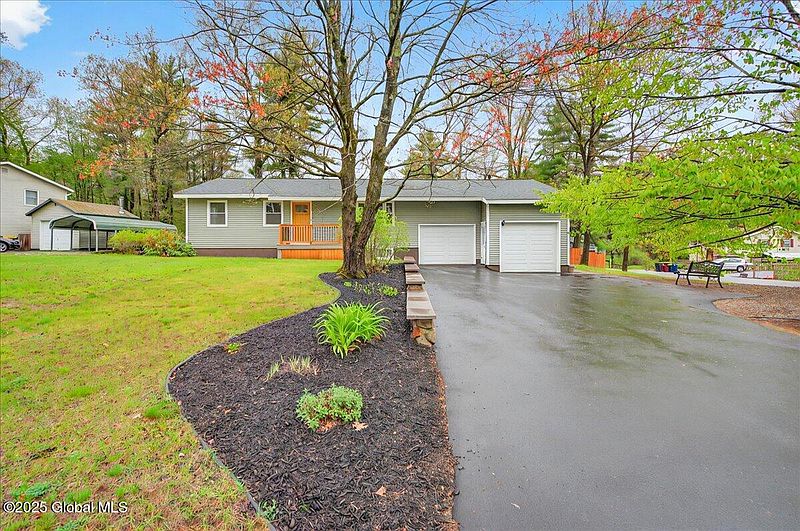3rd image of 56 Coachman Drive