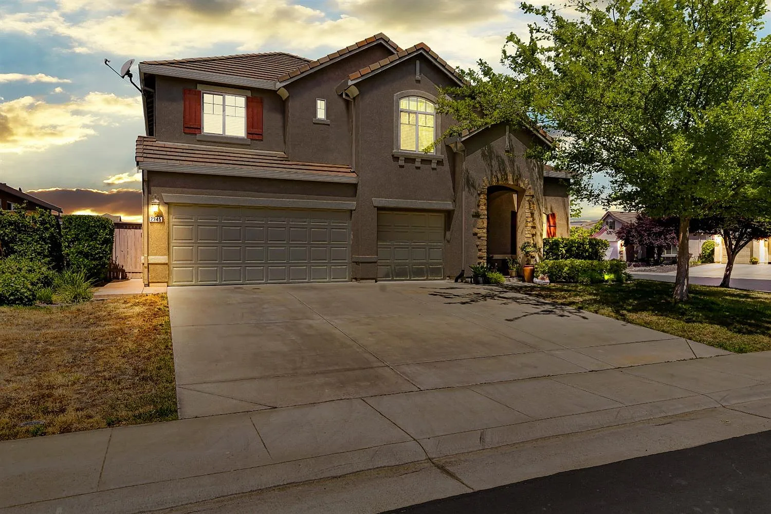 2345 Wighill Cir photo 1