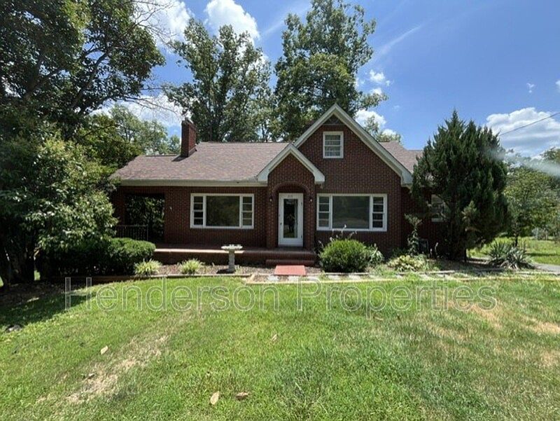 1st image of 1631 Maple Ave