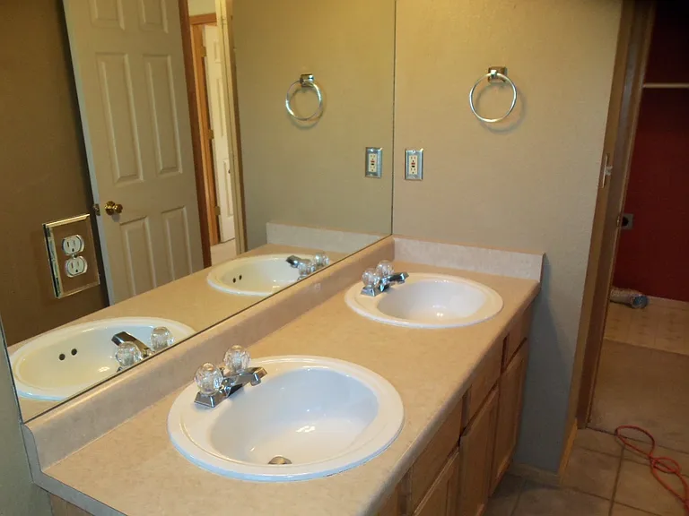 1609 Columbine Village Dr — Photo 6
