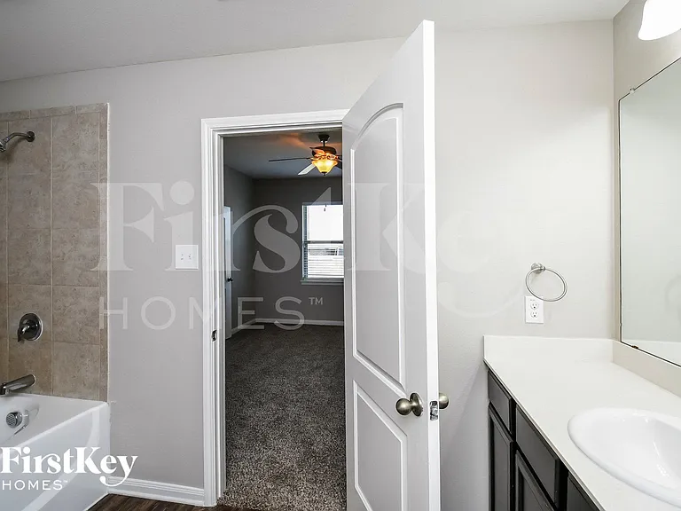 1536 Millennium Dr — Photo 9