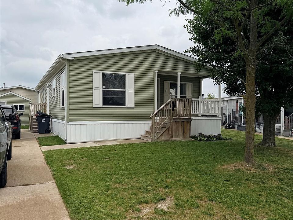 1st image of 24832 Chinook Ct