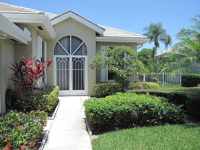 1st image of 2667 SW Greenwich Way