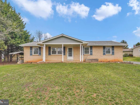 1252 Carrollyn Dr, Westminster, MD 21158