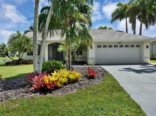 1982 E Crown Pointe BLVD, NAPLES, FL 34112