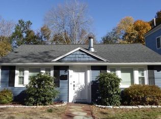 27 Tobin Rd, West Roxbury, MA 02132