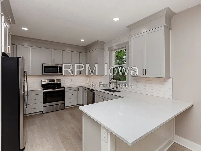 14440 Briarwood Ln — Photo 13