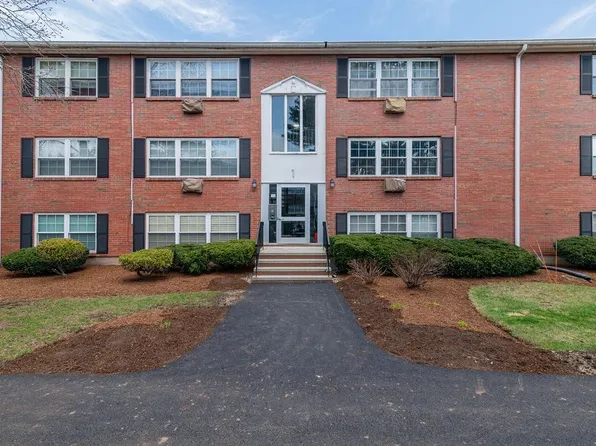 1 Tara Dr Unit 10, Weymouth, MA 02188