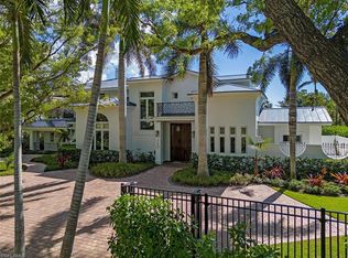 740 Coral Dr, Naples, FL 34102