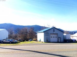 323 E Steuben St, Bingen, WA