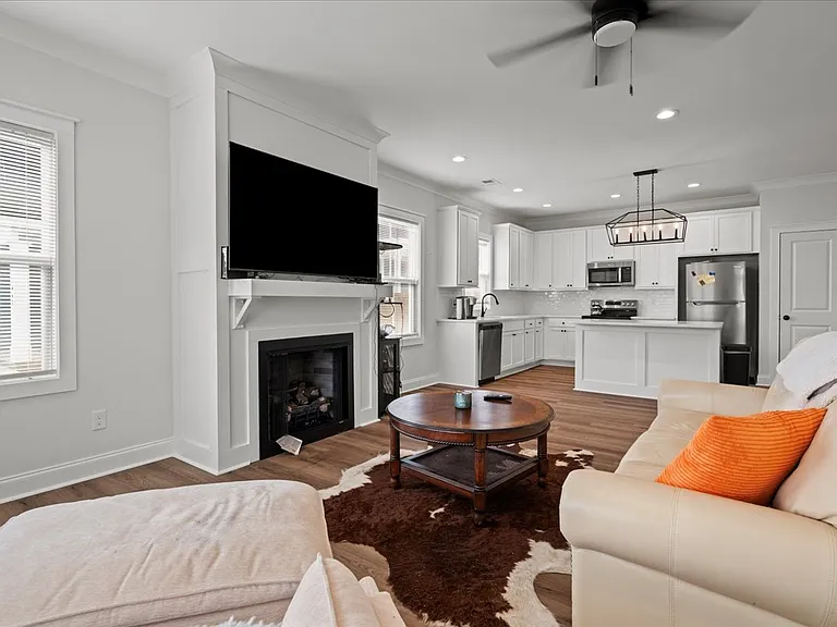451 Clark Branch Rd — Photo 6