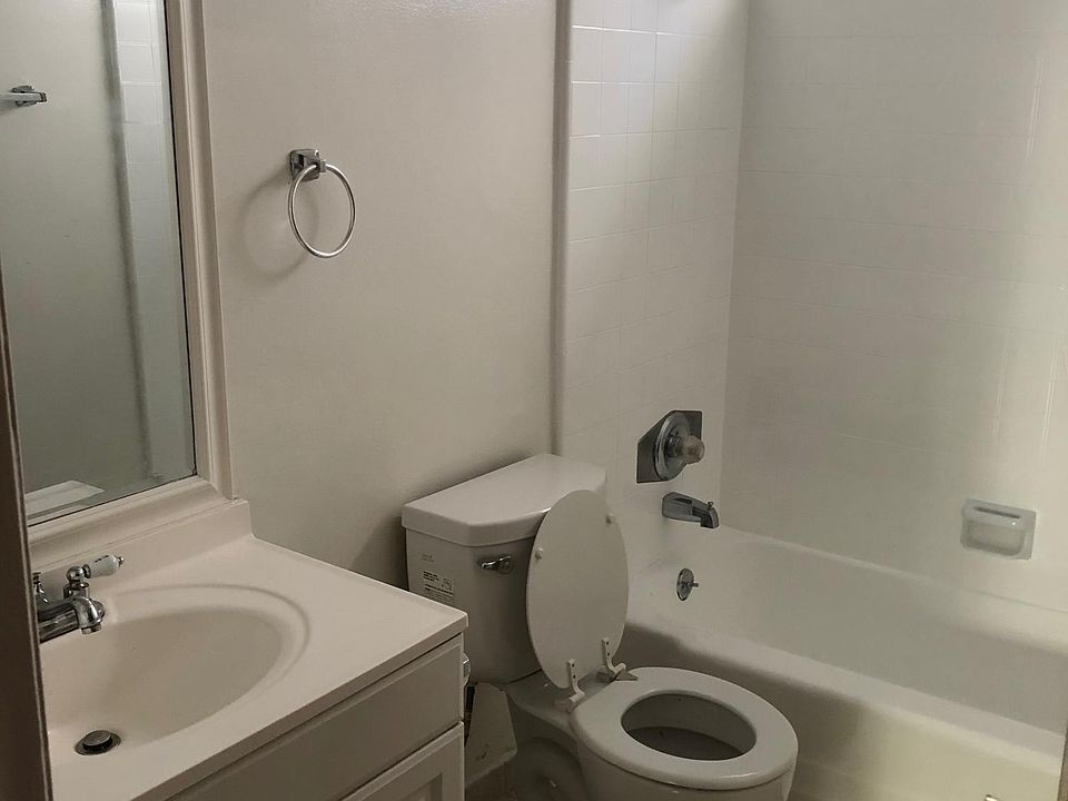 1st image of 1226 Armacost Ave APT 8