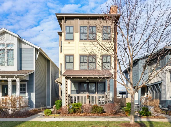 8154 Floral Ave, Skokie, IL 60077