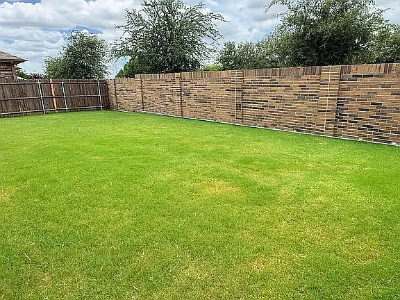 15841 Oak Pointe Dr — Photo 14