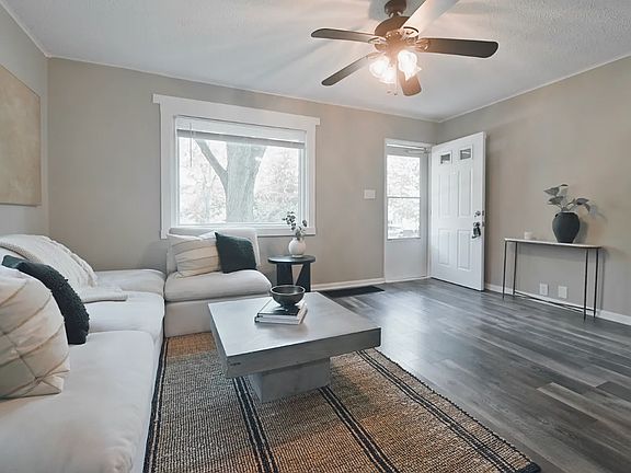3rd image of 5636 Crittenden Ave