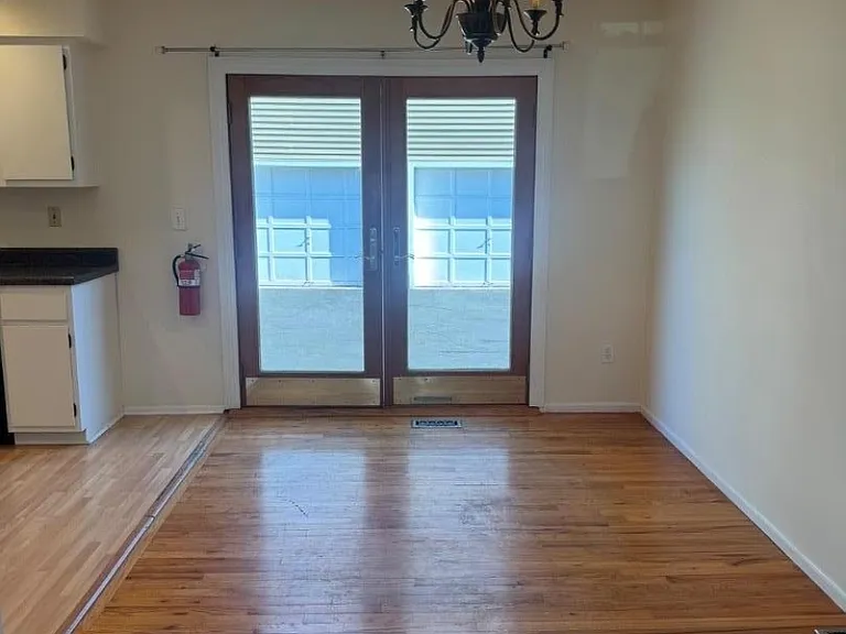 29 Aubrey St #A — Photo 4