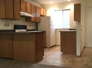 521 Pine St APT 4, Rogue River, OR 97537