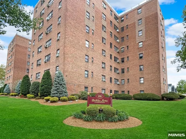 208 Anderson St APT S3h, Hackensack, NJ 07601