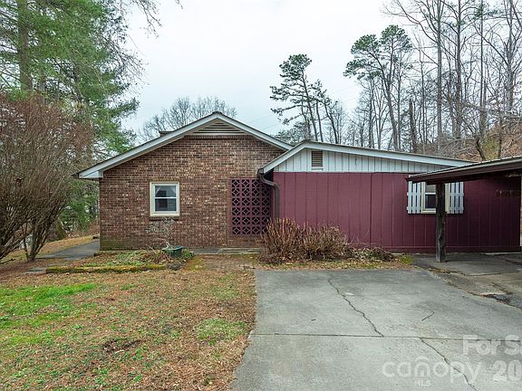 3rd image of 175 & 179 River Ln