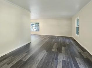 404 Carriage Ln, Cary, NC 27511