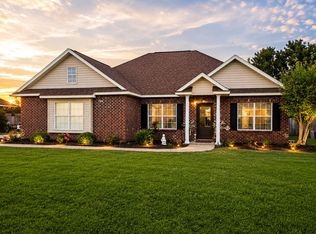 100 High Meadows Cir, Petal, MS 39465