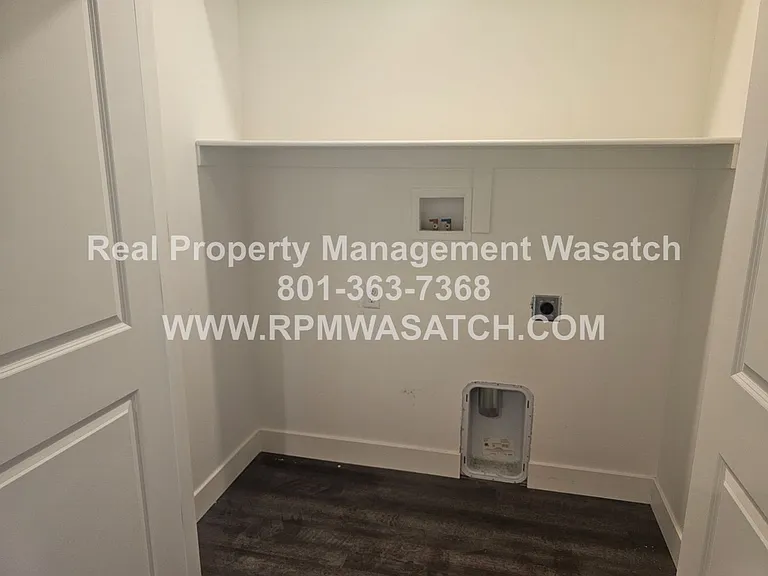 738 N 160 E — Photo 16
