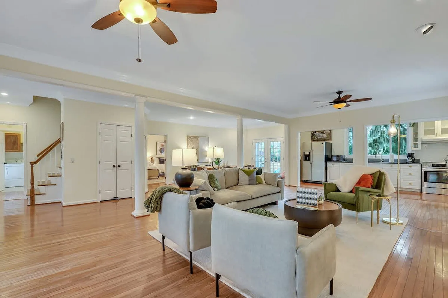 4 bed, 4.0 bath, 1797 sqft, $7,549 — Photo 4