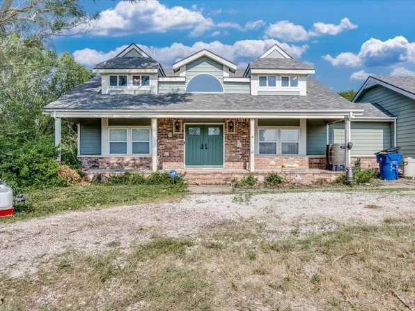 10901 N 143rd St E, Valley Center, KS 67147