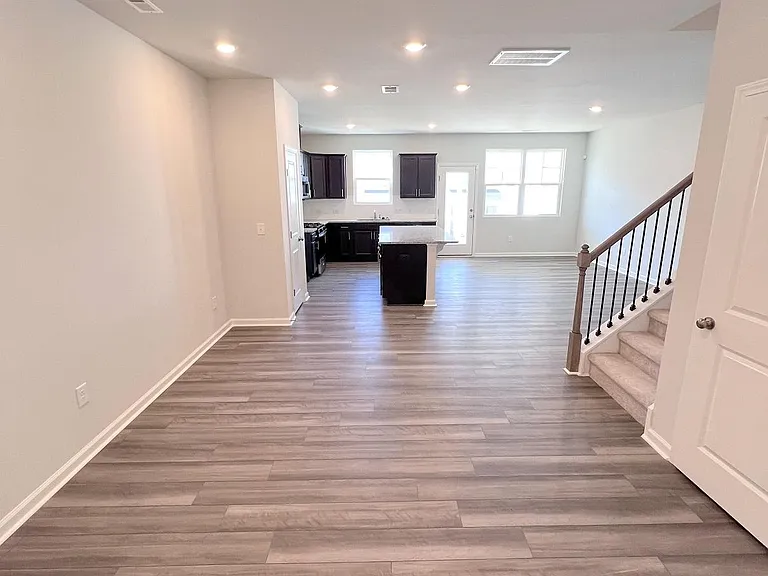 1008 Pate Farm Ln — Photo 2