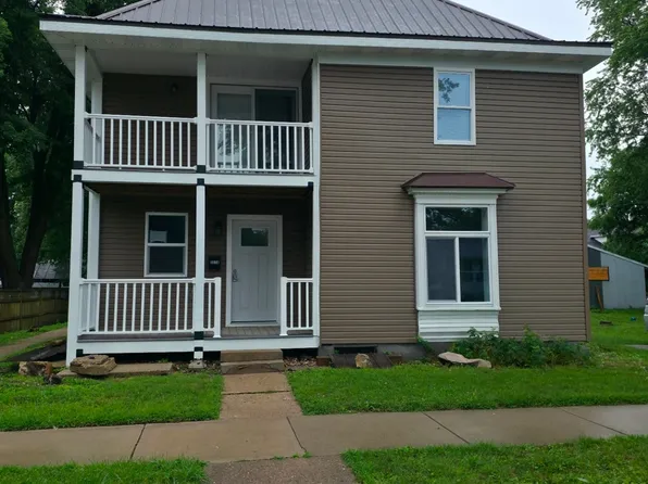 Charming, Newly Remodeled 1-Bedroom Apartment Near Downtown Baraboo