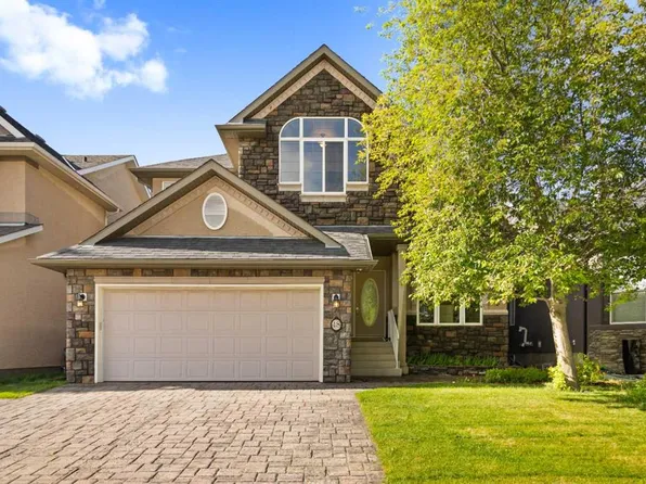 48 N Strathlea Close SW, Calgary, AB T3H 5C6