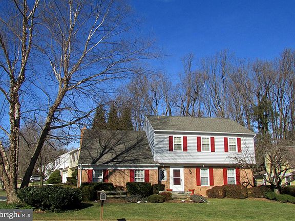 2nd image of 9520 Harrowhill Ln