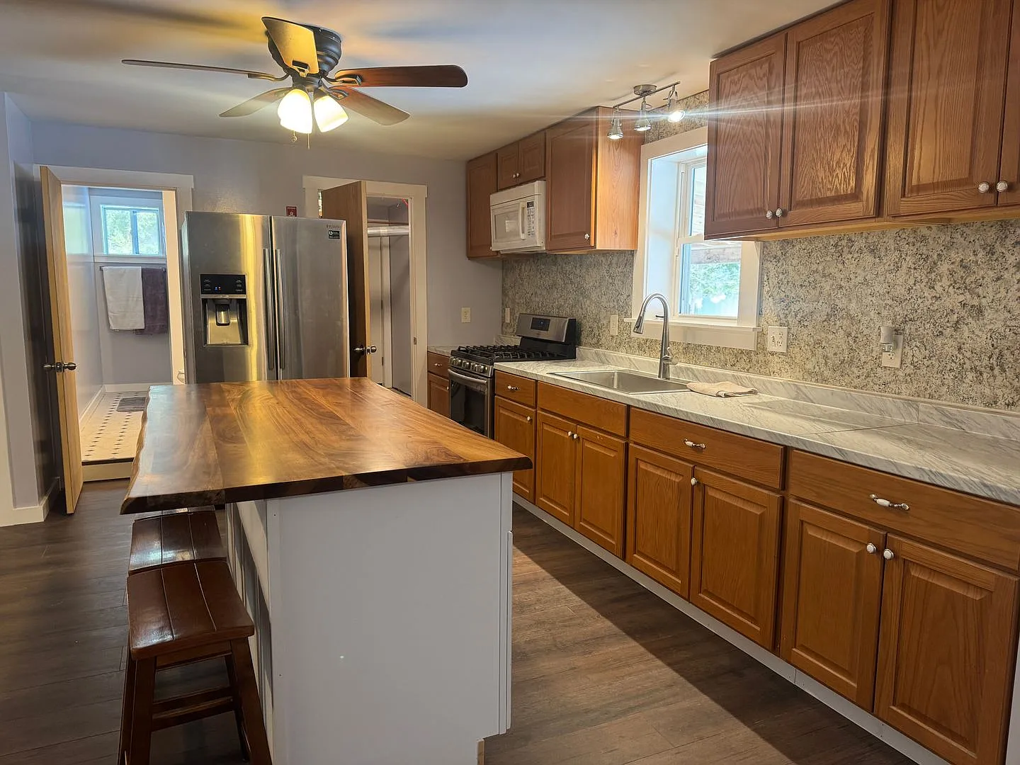 2 Bedroom in Weathersfield — Photo 2