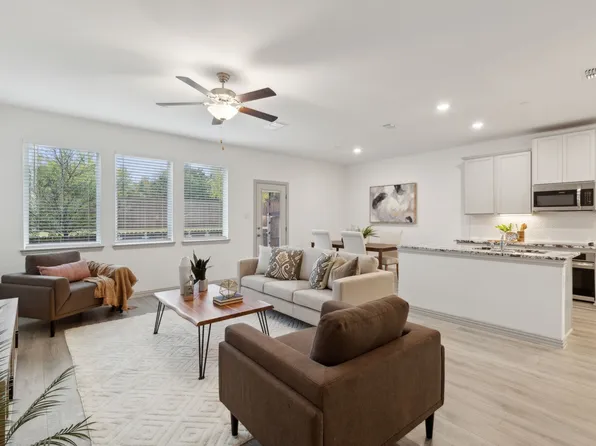 1252 Lamar Dr, Lewisville, TX 75077