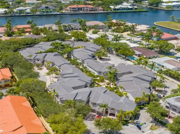 1900 Oceanwalk Lane #111, Lauderdale By The Sea, FL 33062