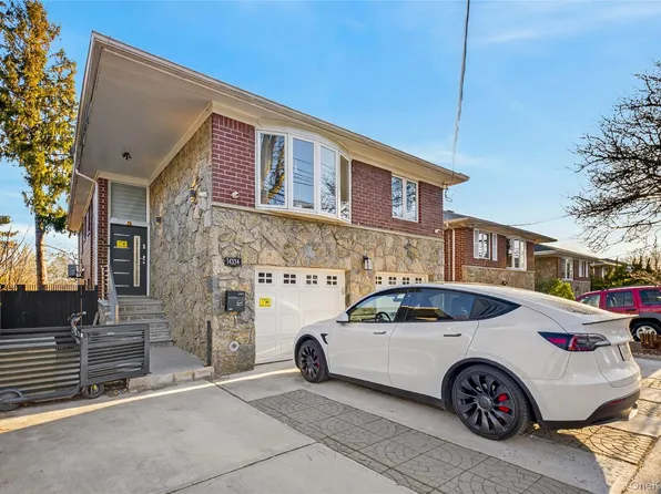 14334 14th Avenue, Whitestone, NY 11357