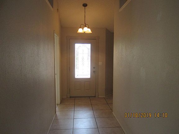 3rd image of 753 Hempstead Dr