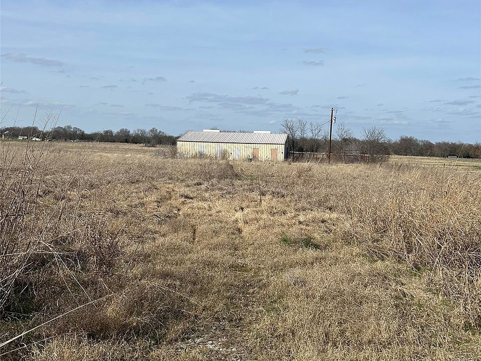 1st image of 1776 Rs County Rd #1610