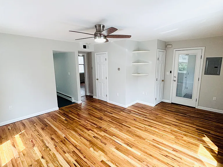 2 Monument Ct #1 — Photo 2