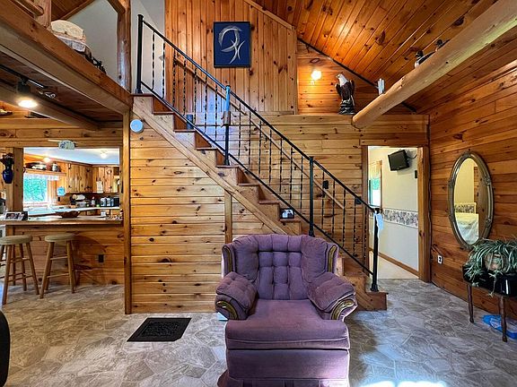 5th image of 7 Peterson Road