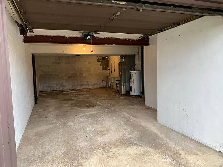 605 Woodmere Dr #11 — Photo 11