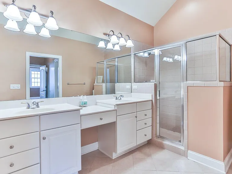 401 Waverly Hills Dr — Photo 26