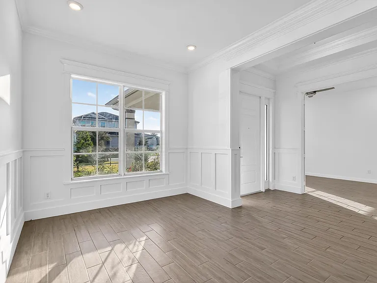 799 Hookline Cir — Photo 16