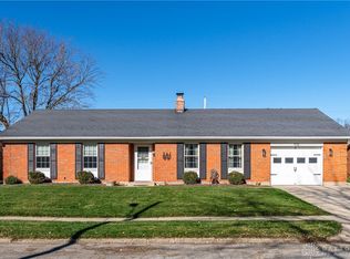 936 Hamlet Dr, Xenia, OH 45385