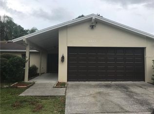 6812 Twelve Oaks Blvd, Tampa, FL 33634