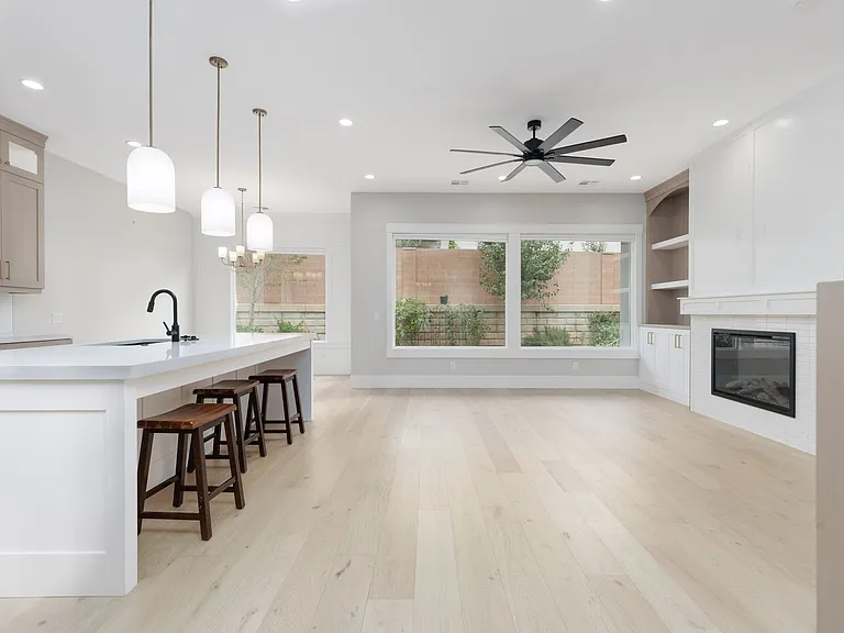 334 S Water Course Dr — Photo 20
